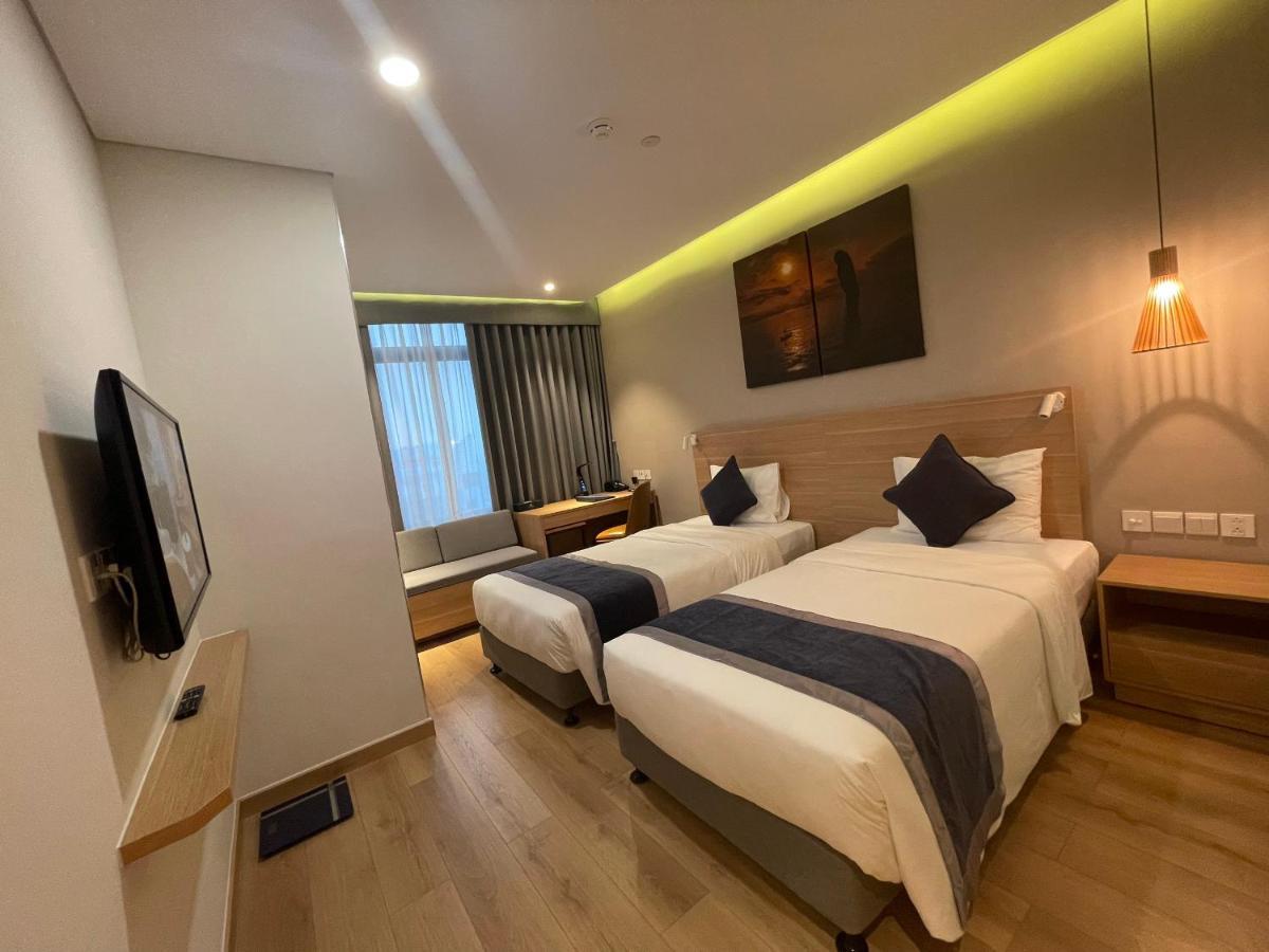 Kovie Hotel Хайфонг Екстериор снимка